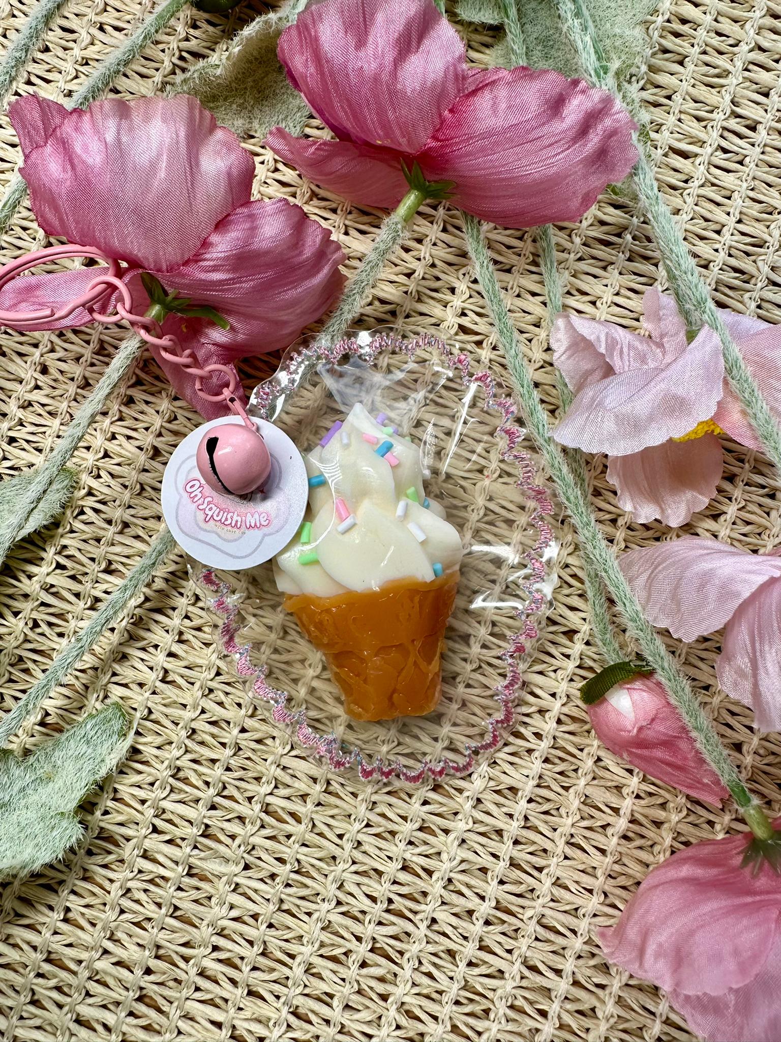Handmade Soft Serve Squishy thumbnail 2
