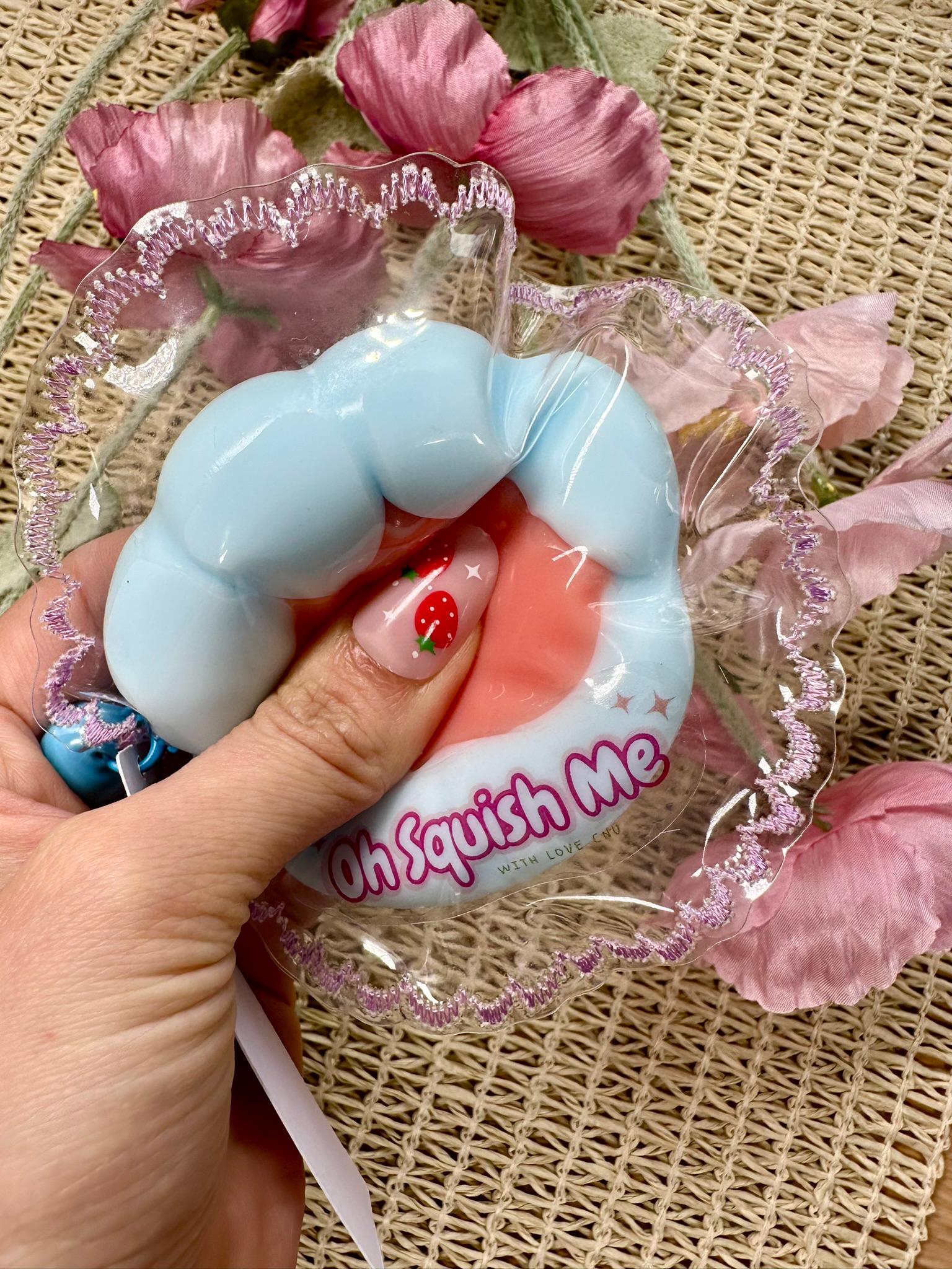 Plumpy Paw Squishy: Handmade Silicone Stress Relief Toy thumbnail 3